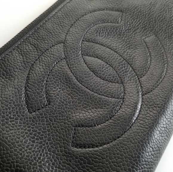 CHANEL Black  Long Zippy compact Caviar leather - Picture 12 of 16